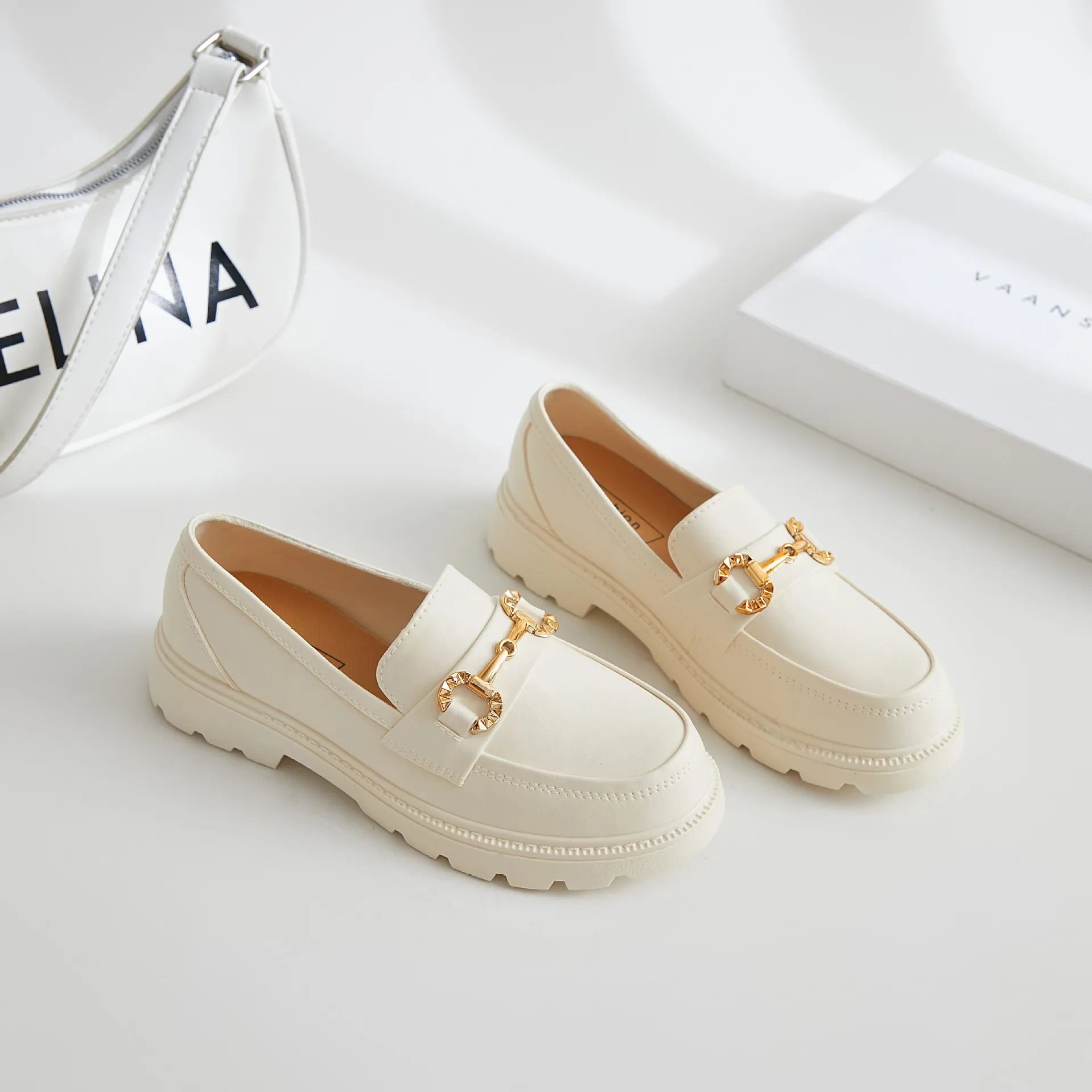 Trendsetter Loafers: Your Stylish Stride to Fashion Bliss! - Shipfound