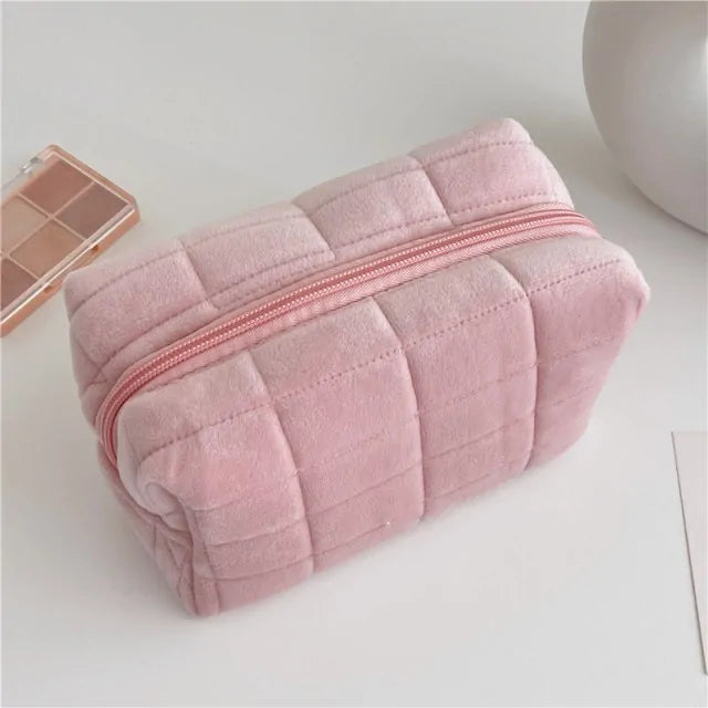 Fur Makeup Bag - Shipfound
